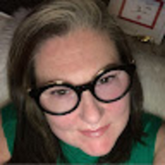 Meet your Posher, Catherine - Picture 1 of 1